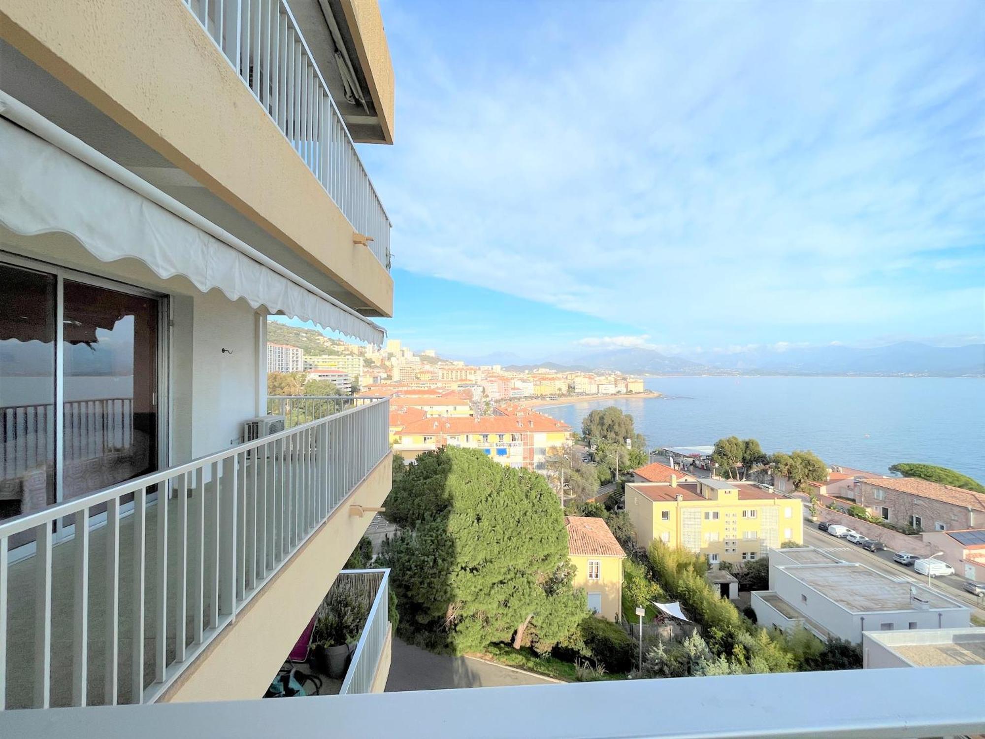 Appartement Vue Mer Carmino Ajaccio อฌักซิโอ้ ภายนอก รูปภาพ
