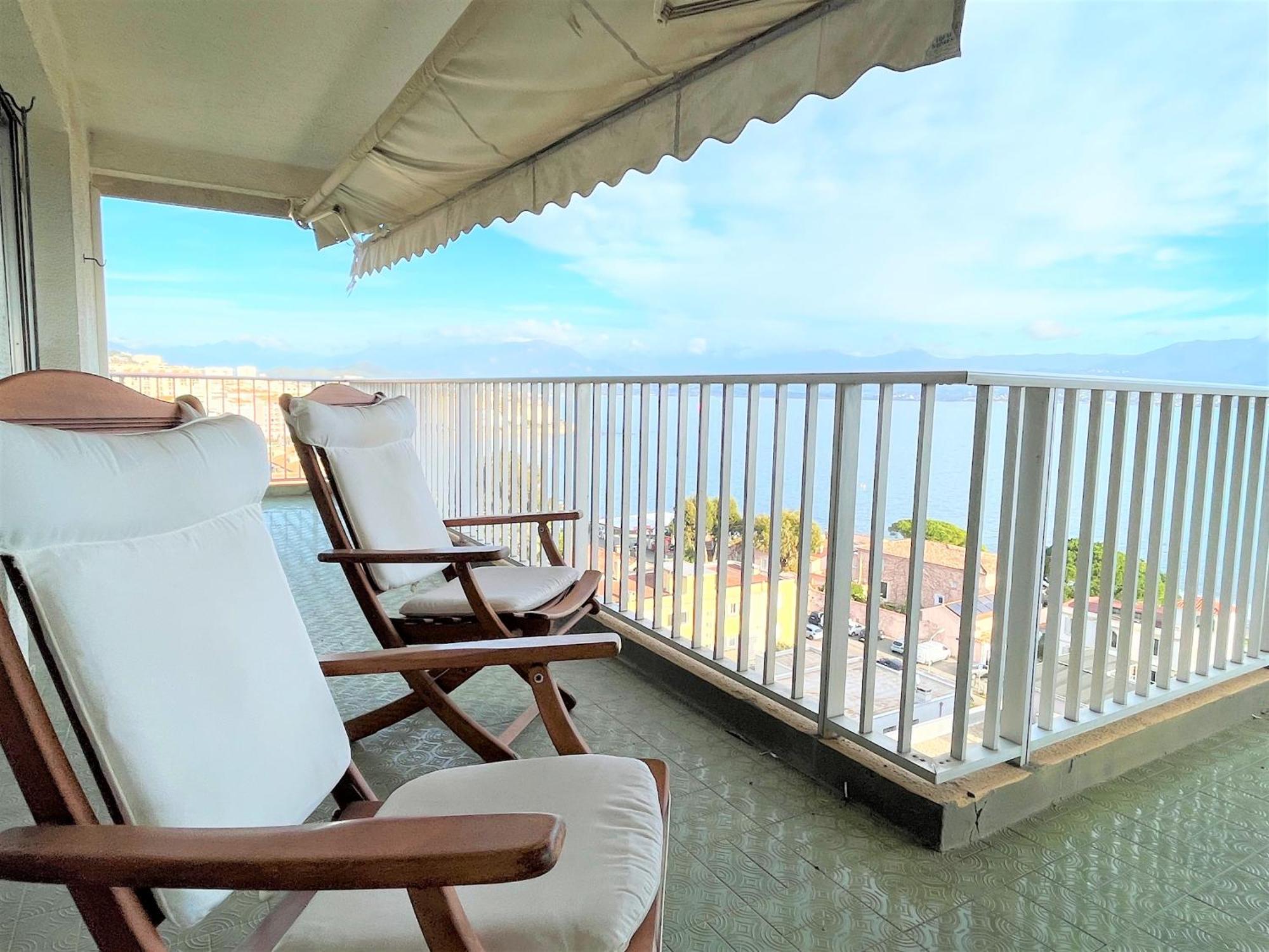 Appartement Vue Mer Carmino Ajaccio อฌักซิโอ้ ภายนอก รูปภาพ